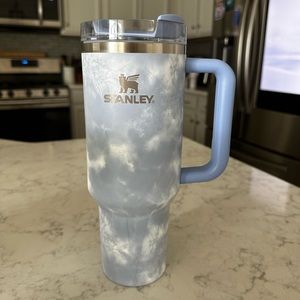 Stanley 40 oz Tumbler - Ocean Blue Tie Dye